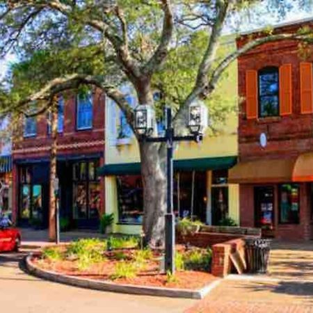 Beautiful Farmhouse In Fernandina Beach Buitenkant foto
