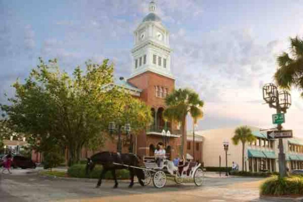 Beautiful Farmhouse In Fernandina Beach Buitenkant foto
