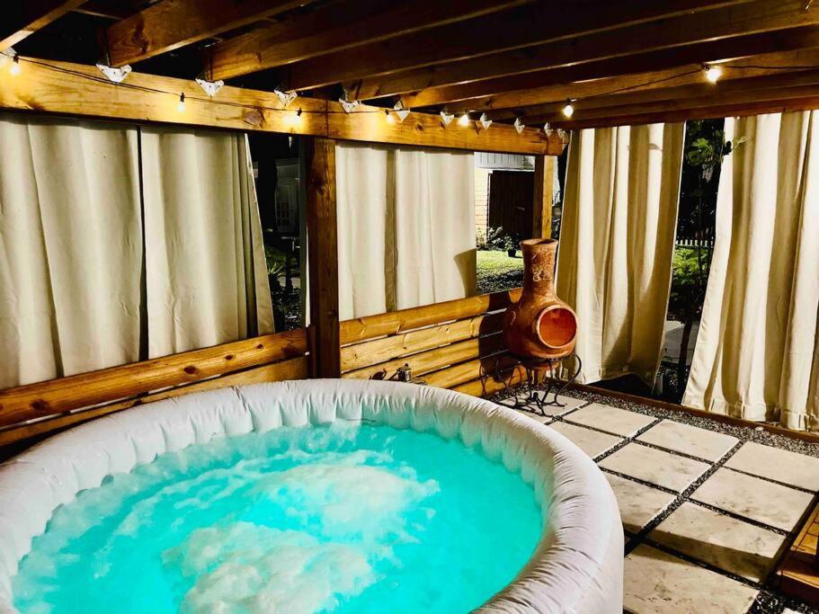 Beautiful Farmhouse In Fernandina Beach Buitenkant foto